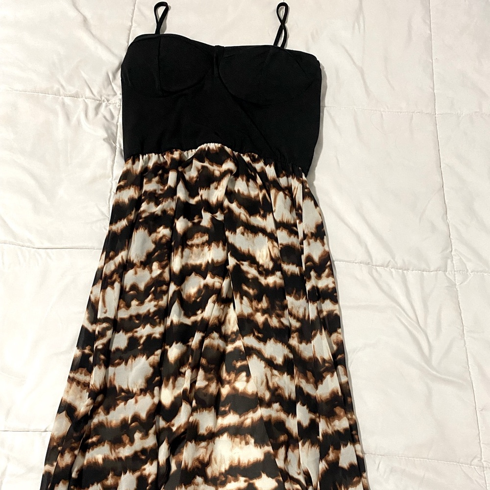 Super cute summer dress.